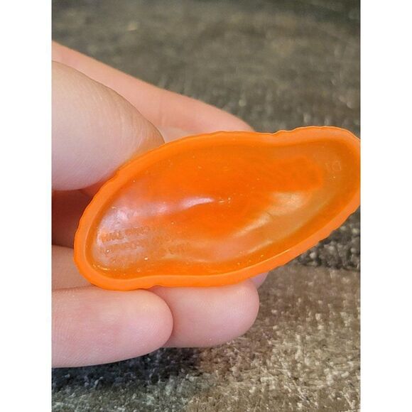 McDonald's peyo 2017 orange dragonfly toy figure - Picture 4 of 4